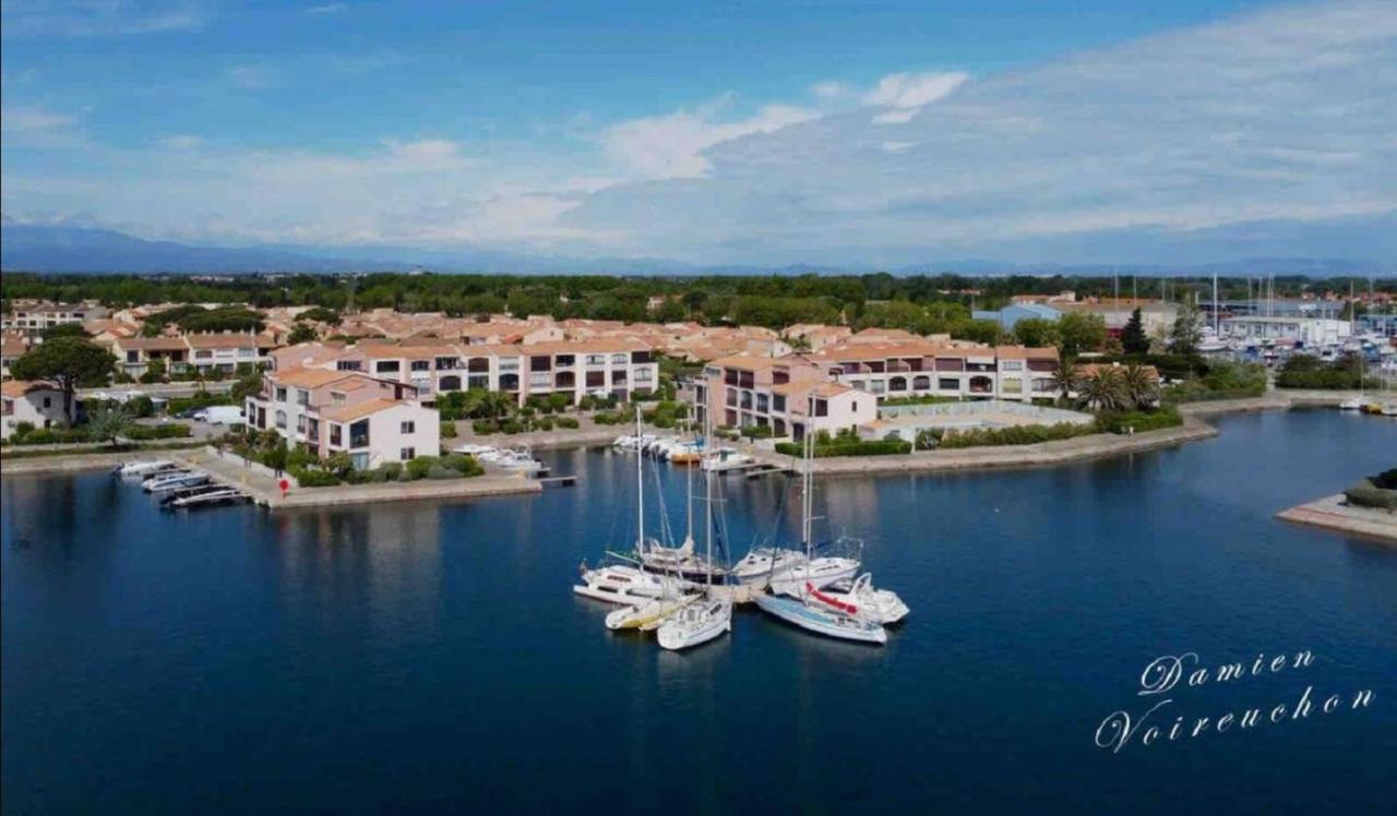 Marina 2 , Vue Exceptionnelle